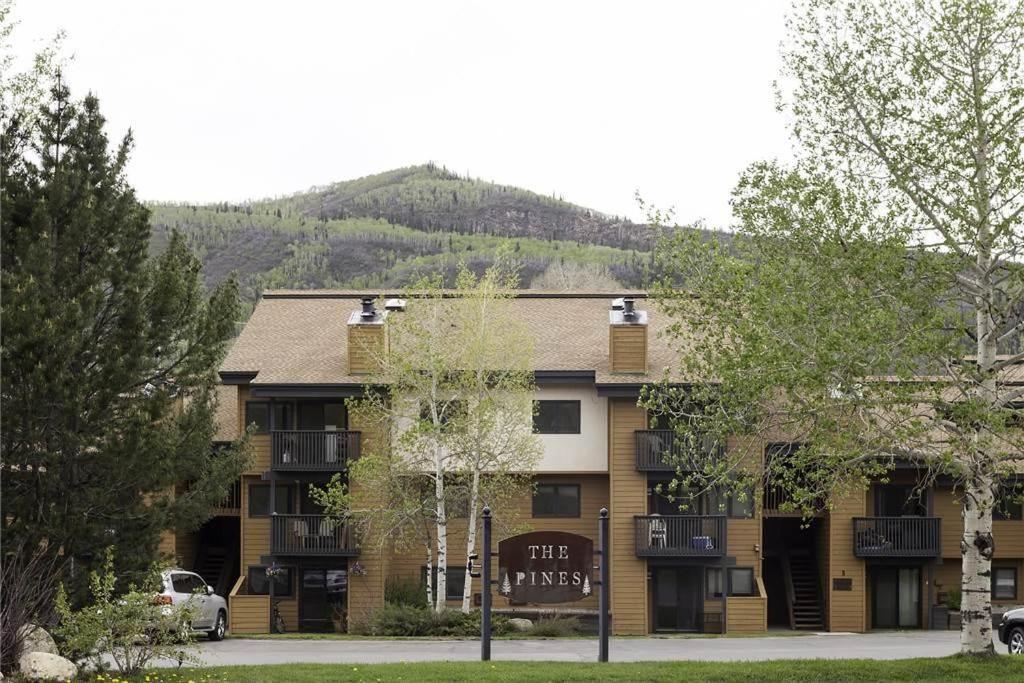 The Pines Condominiums Steamboat Springs Exterior photo